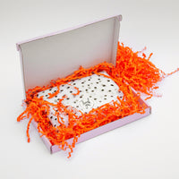 Zigzag Shredded Orange Paper 4mm Zig Zag Luxury crinkle 1kg, 2kg & 5kg