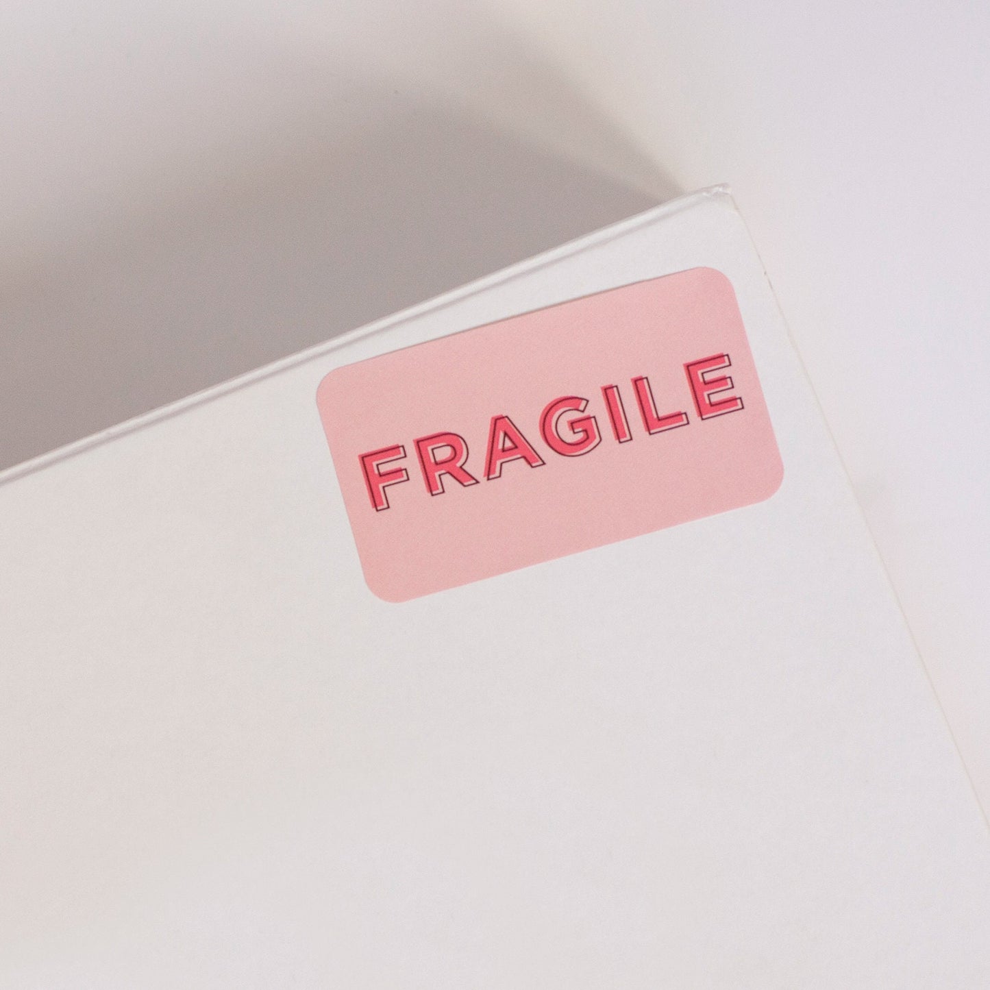 Stickers Pink fragile 87mm x 43mm